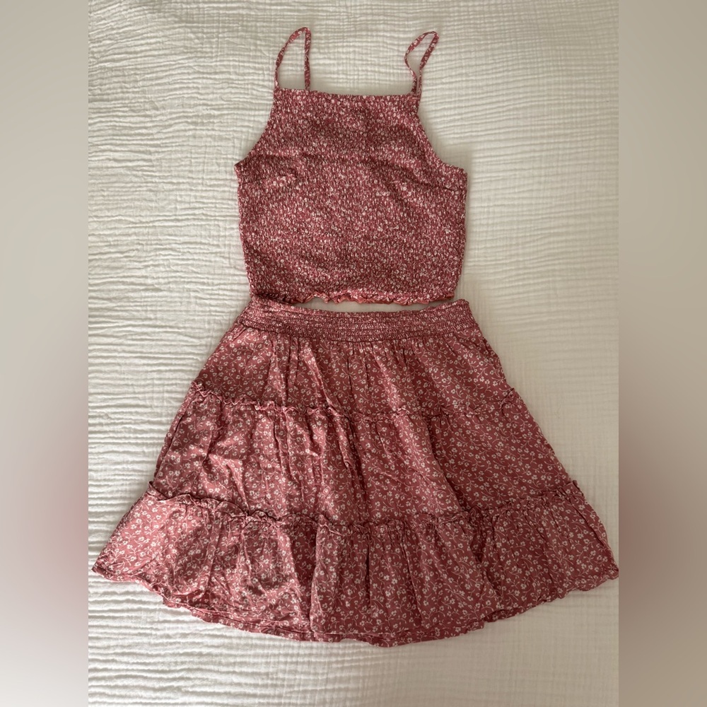 Hollister- Set of ultra high rise skirt with tank top - floral print